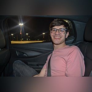 Meet your Posher, Christopher